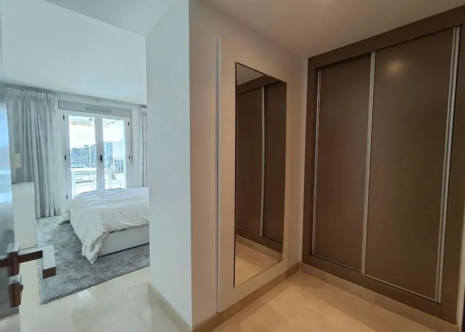 Appartamento La Mairena - Chic Getaway With Sea & Mountain Views, Spa And Sports Marbella